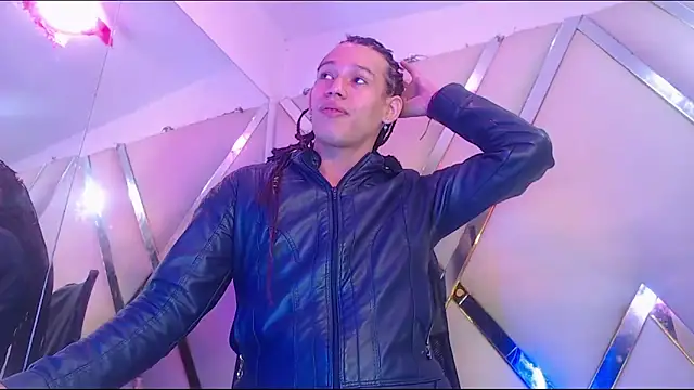 Snapshot of StefyFerrer chatting on 11/27/25, 02:57 StefyFerrer online show from 11/27/25, 02:57