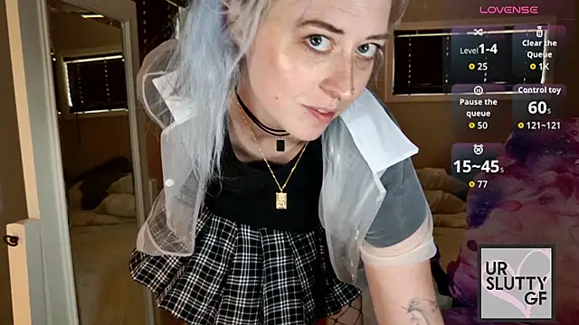 Snapshot of ursluttygf chatting on 06/26/26, 05:06 ursluttygf online show from 06/26/26, 05:06