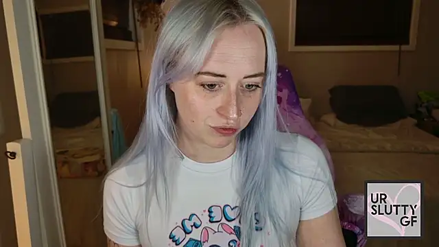Snapshot of ursluttygf chatting on 07/02/26, 02:00 ursluttygf online show from 07/02/26, 02:00