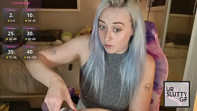 Snapshot of ursluttygf chatting on 07/03/26, 08:15 ursluttygf online show from 07/03/26, 08:15