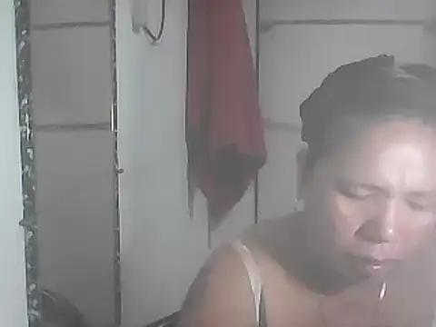 hotwet mama4uxx online show from 12/22/24, 11:41