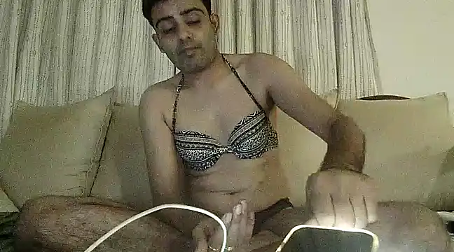 Snapshot of king_kong_india1 chatting on 02/24/25, 07:30 king kong india1 online show from 02/24/25, 07:30