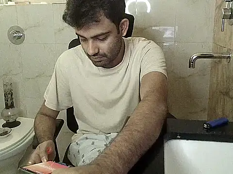 Snapshot of king_kong_india1 chatting on 10/05/25, 05:28 king kong india1 online show from 10/05/25, 05:28