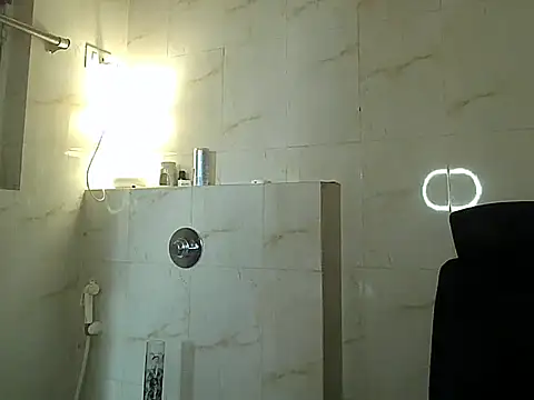 Snapshot of king_kong_india1 chatting on 10/06/25, 04:32 king kong india1 online show from 10/06/25, 04:32