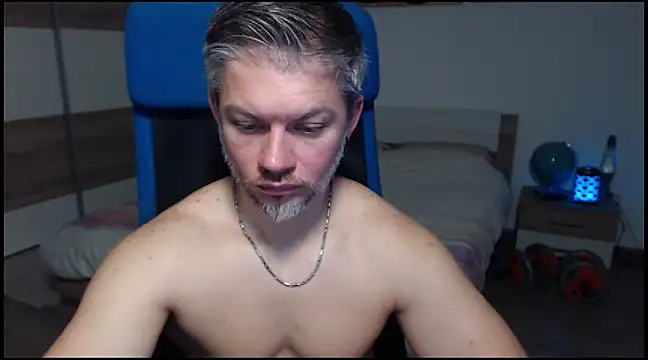 RobbyShawz online show from 12/21/24, 10:50