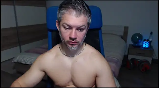 RobbyShawz online show from 12/23/24, 05:28