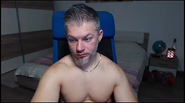 RobbyShawz online show from 12/24/24, 05:27