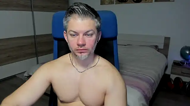 RobbyShawz online show from 02/07/25, 06:03