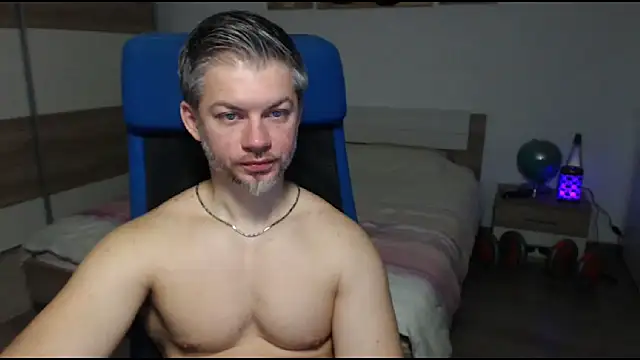 RobbyShawz online show from 02/24/25, 05:54