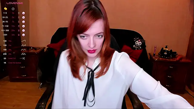 Snapshot of Mary_Yolo chatting on 12/06/24, 12:16 Mary Yolo online show from 12/06/24, 12:16