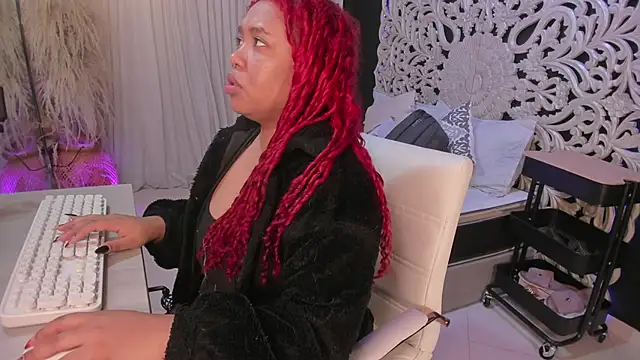 pamela doll3 online show from 10/14/25, 04:13