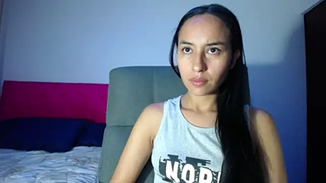 Snapshot of LisaRiveraxxx chatting on 02/23/26, 11:46 LisaRiveraxxx online show from 02/23/26, 11:46