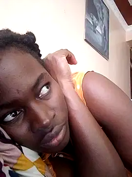 Snapshot of _cutemelania chatting on 02/02/25, 07:52  cutemelania online show from 02/02/25, 07:52