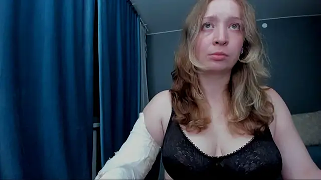 Eva Rikchter online show from 07/12/26, 09:39