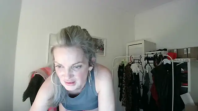 Sabdeluxe online show from 01/18/25, 07:26