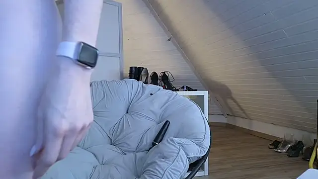 Snapshot of Sabdeluxe chatting on 12/05/25, 11:52 Sabdeluxe online show from 12/05/25, 11:52