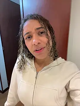 Snapshot of Belkaj chatting on 09/19/25, 12:56 Belkaj online show from 09/19/25, 12:56