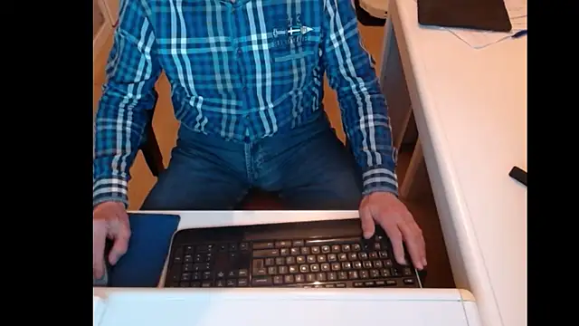 dutchpornking online show from 01/14/25, 04:18