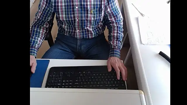 dutchpornking online show from 02/01/25, 08:39