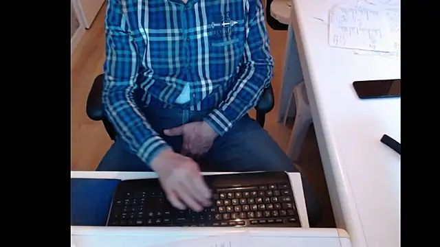 dutchpornking online show from 02/10/25, 07:58