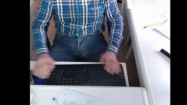 dutchpornking online show from 02/11/25, 07:54