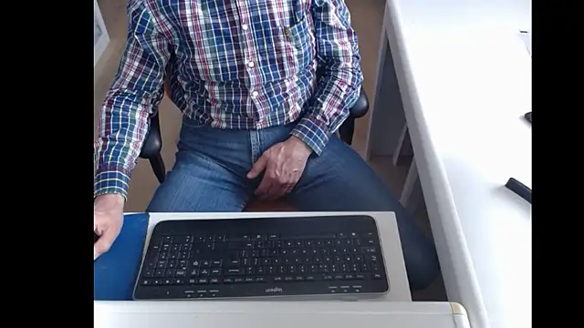 dutchpornking online show from 02/26/25, 03:19