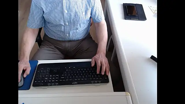 dutchpornking online show from 05/09/26, 06:29