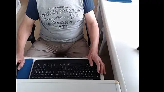 dutchpornking online show from 07/27/26, 06:09