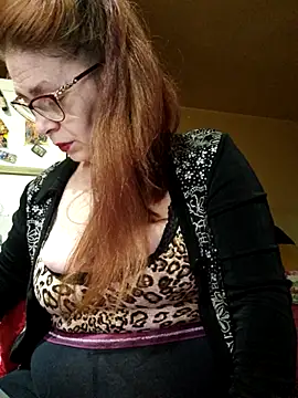 Snapshot of Chriss_Tinaa chatting on 04/11/26, 03:22 Chriss Tinaa online show from 04/11/26, 03:22