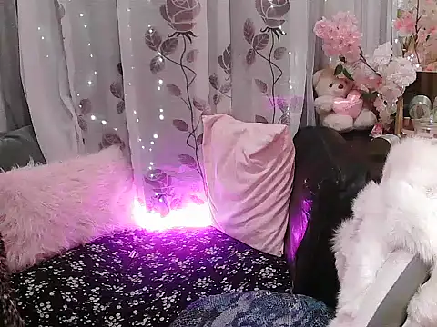 OhmyPinay online show from 12/04/25, 02:04