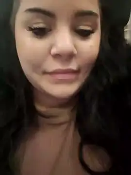 Snapshot of BustyMadison chatting on 12/29/24, 08:44 BustyMadison online show from 12/29/24, 08:44