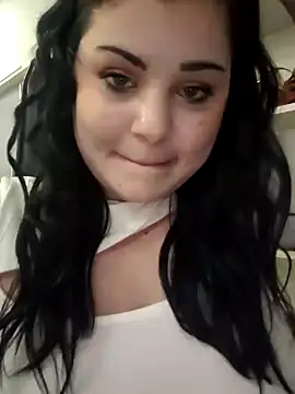 Snapshot of BustyMadison chatting on 01/26/25, 01:04 BustyMadison online show from 01/26/25, 01:04