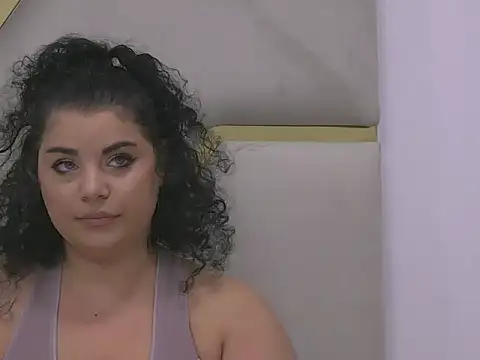 Snapshot of BustyMadison chatting on 09/25/25, 06:06 BustyMadison online show from 09/25/25, 06:06