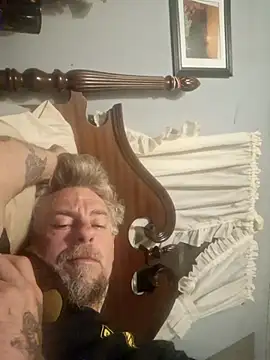 19JaSon83 online show from 08/04/26, 02:26