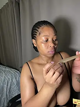cherrybabe76 online show from 01/18/25, 06:21