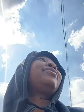 cherrybabe76 online show from 11/05/25, 11:32