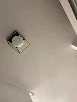 Snapshot of Arabian_beauty chatting on 10/26/25, 05:08 Arabian beauty online show from 10/26/25, 05:08