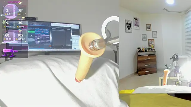 sofi velez online show from 11/02/25, 05:26