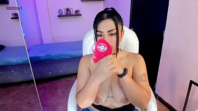 Catalinaa martinez online show from 12/04/24, 11:13