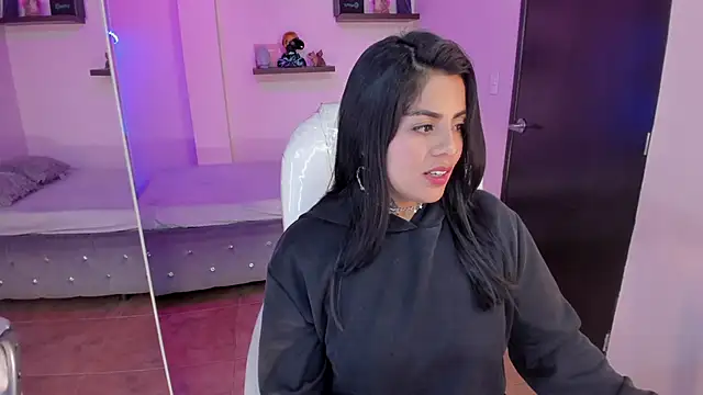 Catalinaa martinez online show from 01/17/25, 11:51