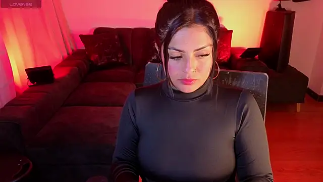 Snapshot of Catalinaa_martinez chatting on 01/15/26, 03:00 Catalinaa martinez online show from 01/15/26, 03:00