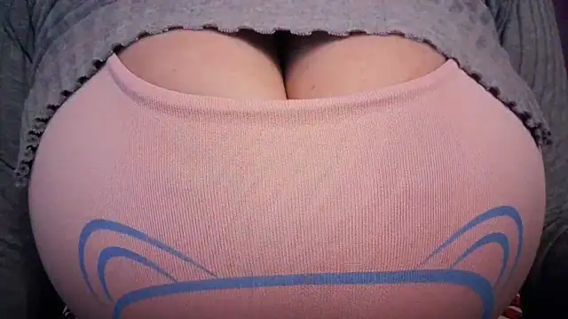 AnnyelinnaLove online show from 05/28/26, 01:47