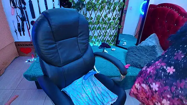 elektra 32 online show from 10/19/25, 07:09