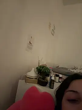 Prettylilgirll online show from 06/22/26, 07:33