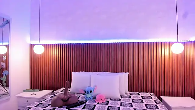 sofia castrillon online show from 09/25/25, 12:42