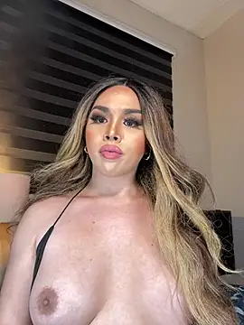 MISSANACONDA online show from 12/31/24, 03:42