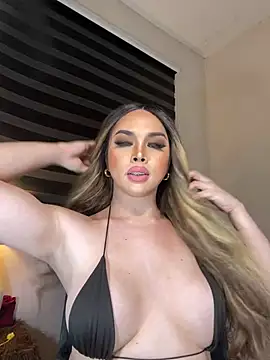 MISSANACONDA online show from 01/01/25, 02:20