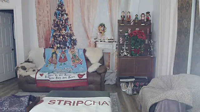 SindeeDix online show from 12/20/25, 11:01