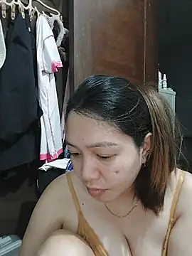 MissKitty31 online show from 07/29/26, 05:27