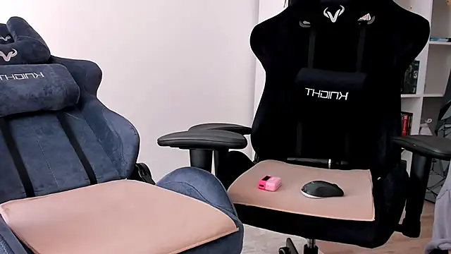 hotblonds online show from 10/09/25, 11:19